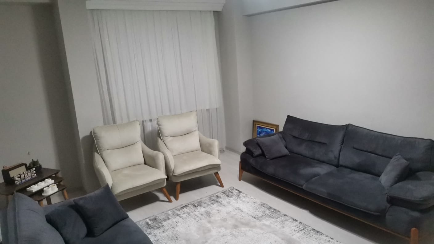 Özgürevleri İkbalkent Yanı Satılık 3+1 Ara Kat Cadde Cepheli Daire