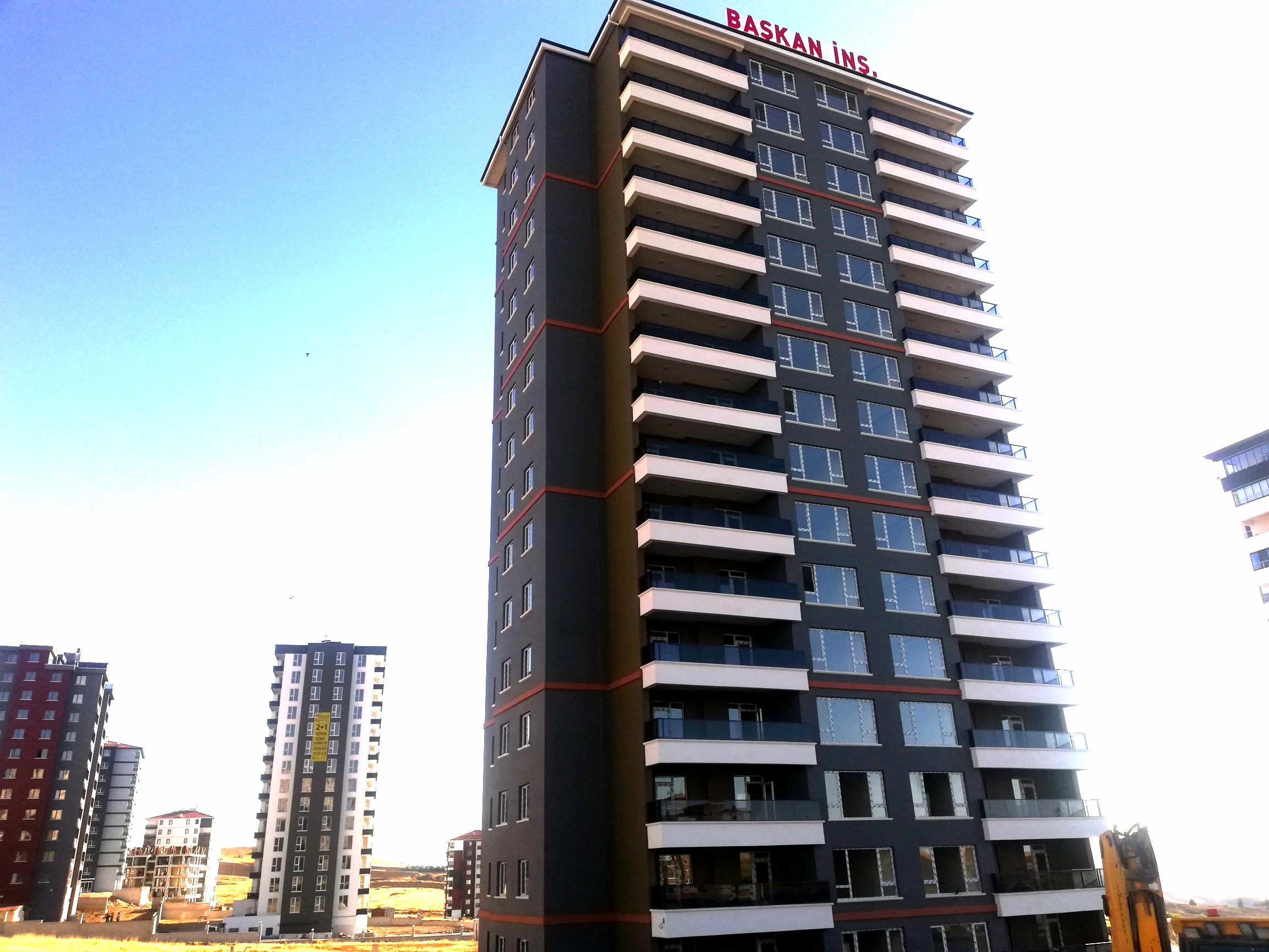 YAPRACIKTA 93 M2 NET ULTRA LÜKS 2+1 DAİRE
