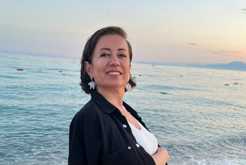 SEVİLAY BAYAR SÜRÜCÜ
